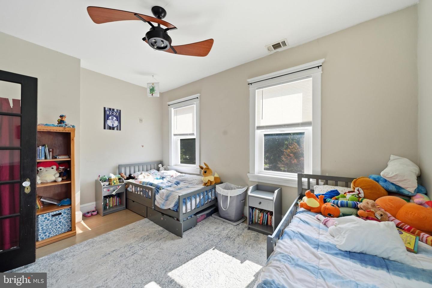 1013 N Market Property Photo 27