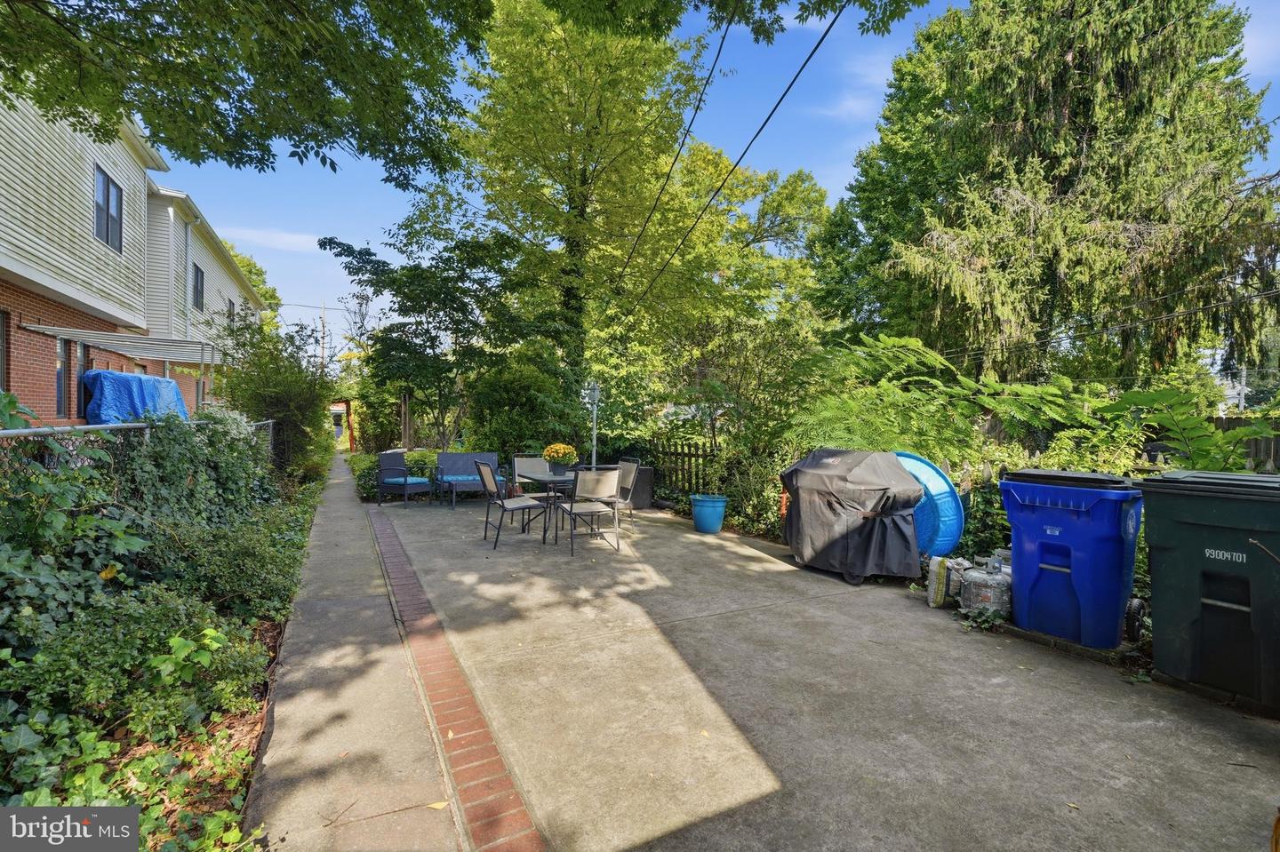 1013 N Market Property Photo 41