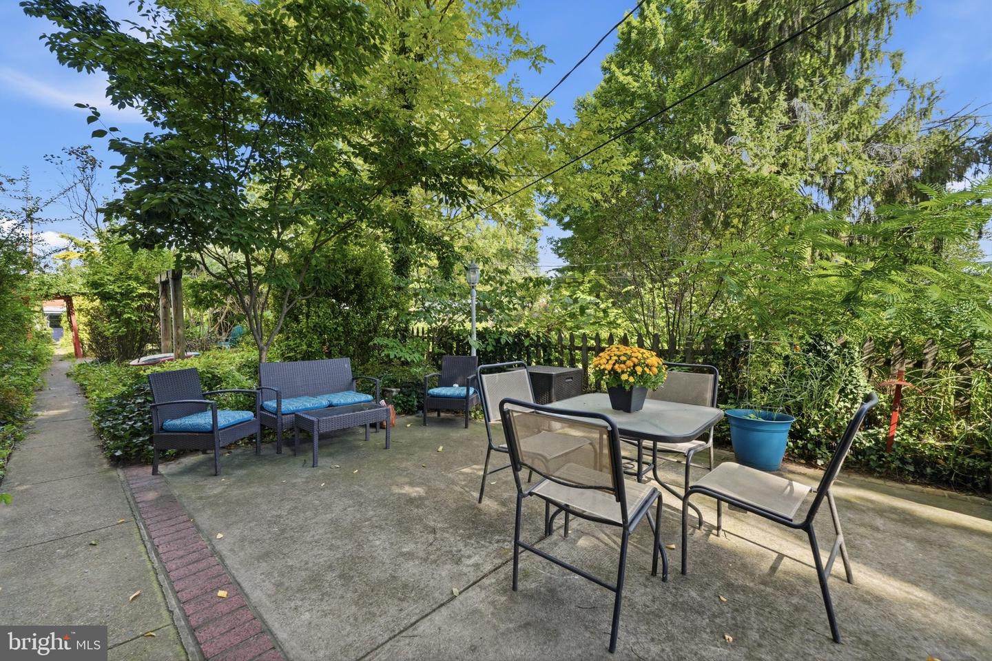1013 N Market Property Photo 42