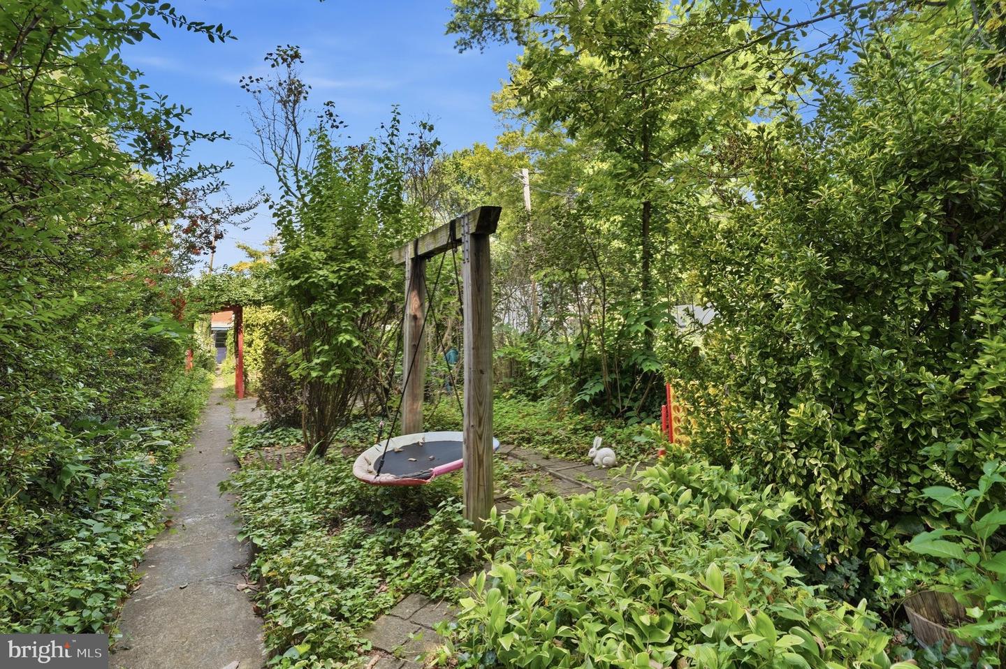 1013 N Market Property Photo 45