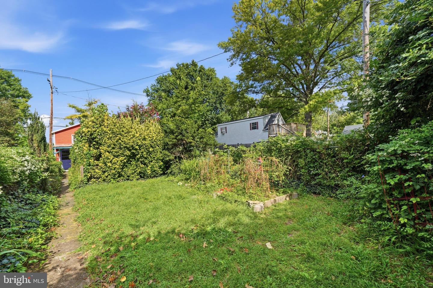 1013 N Market Property Photo 49
