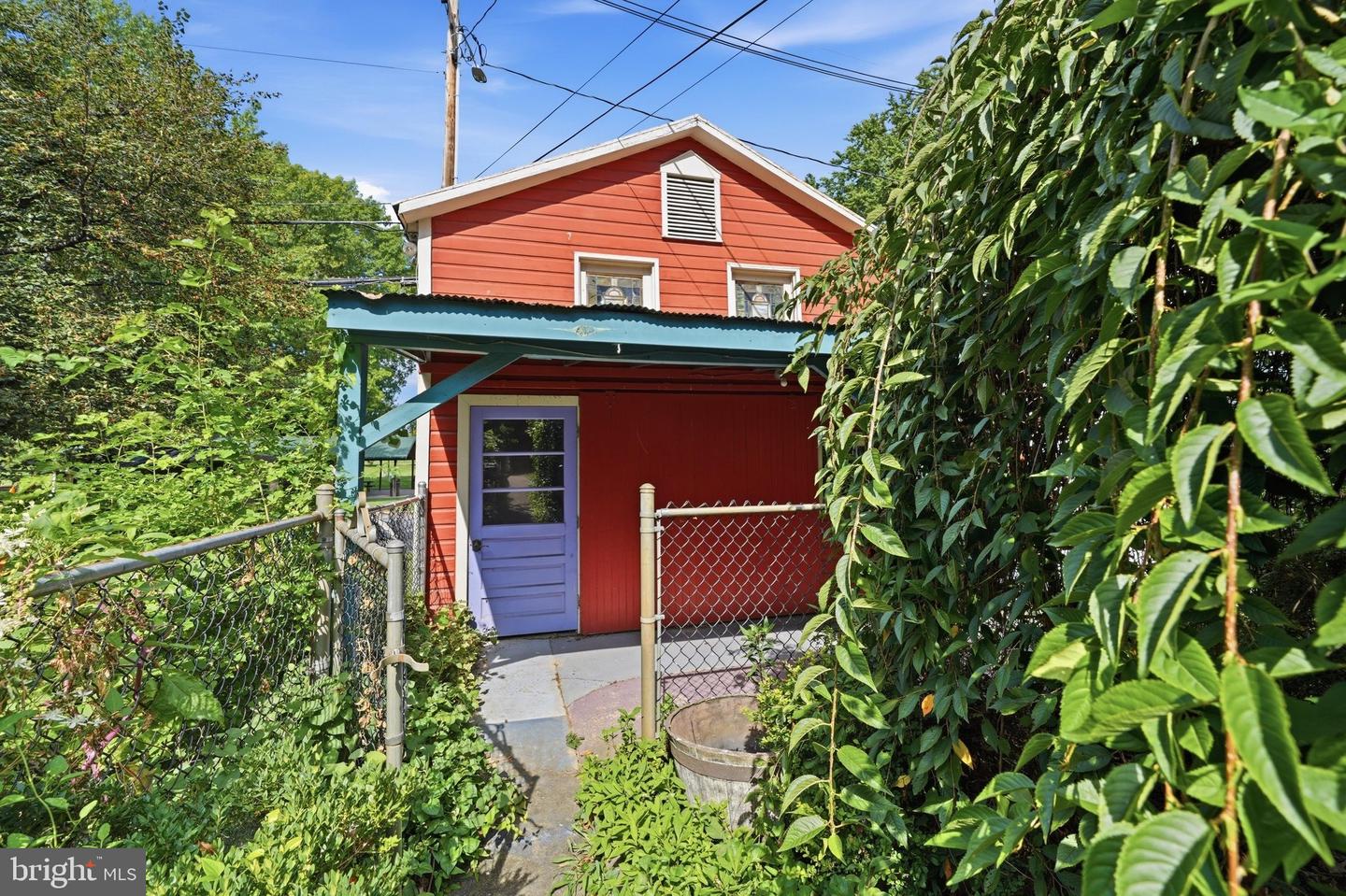 1013 N Market Property Photo 53