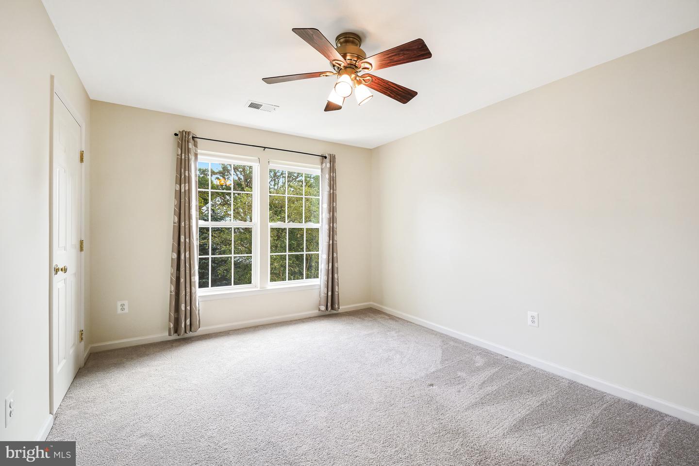 1810 Beech Ct Property Photo 26