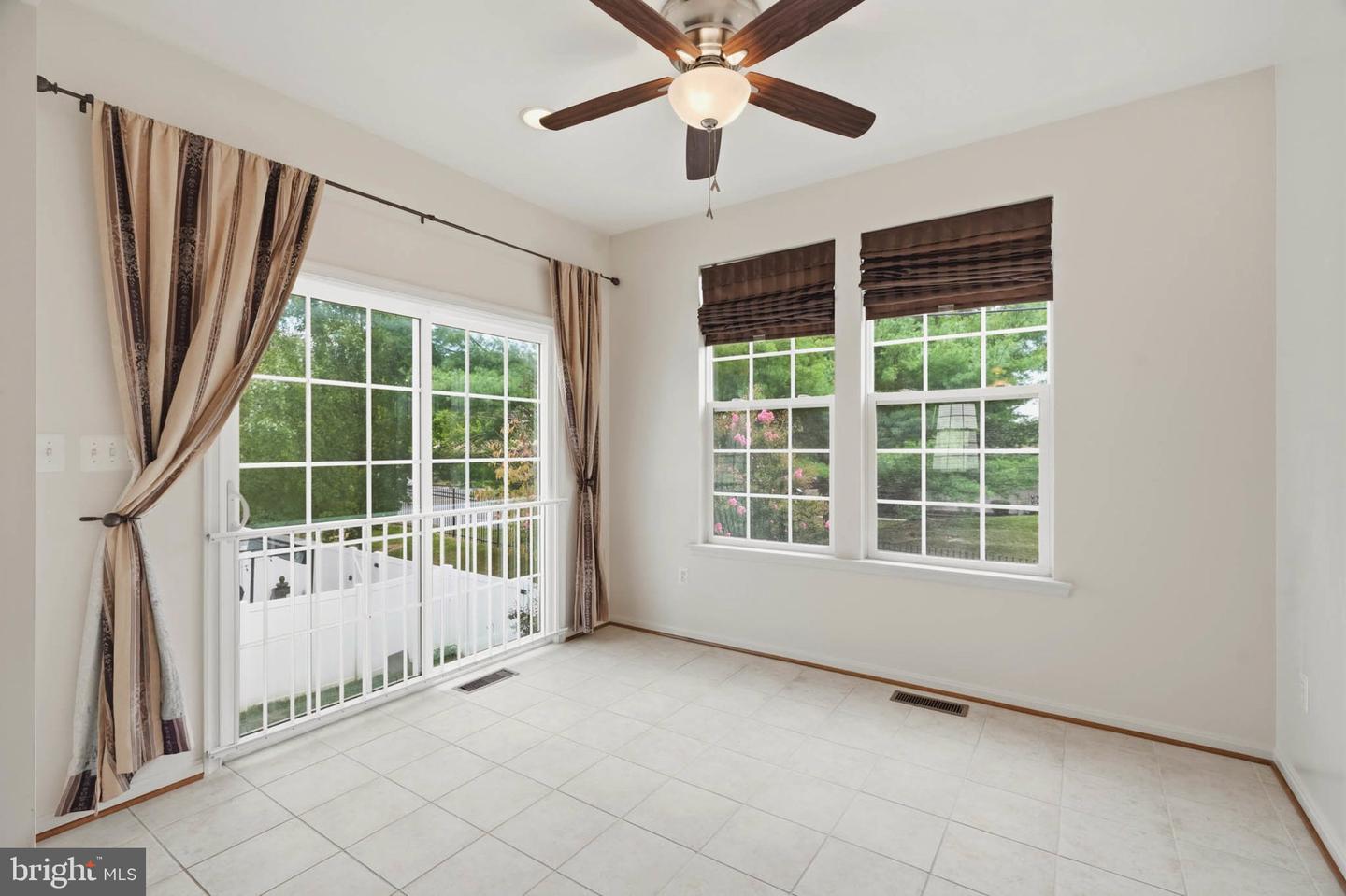 677 Tivoli Rd Property Photo 9