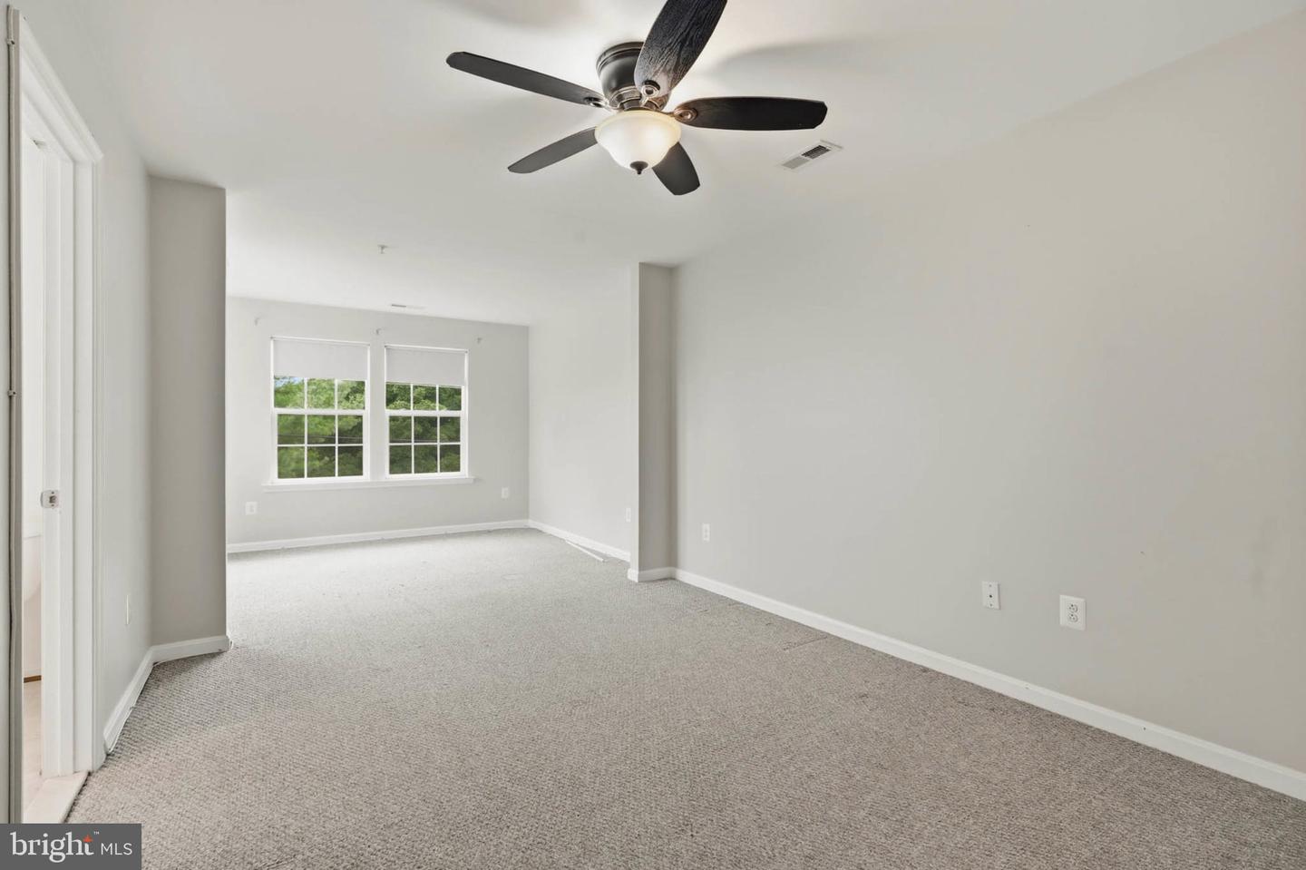 677 Tivoli Rd Property Photo 14