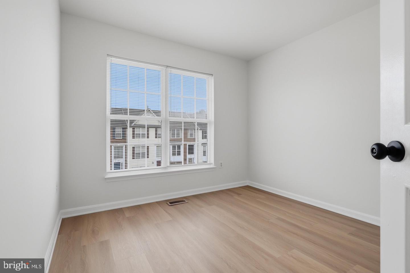 1904 Fieldstone Way Property Photo 16