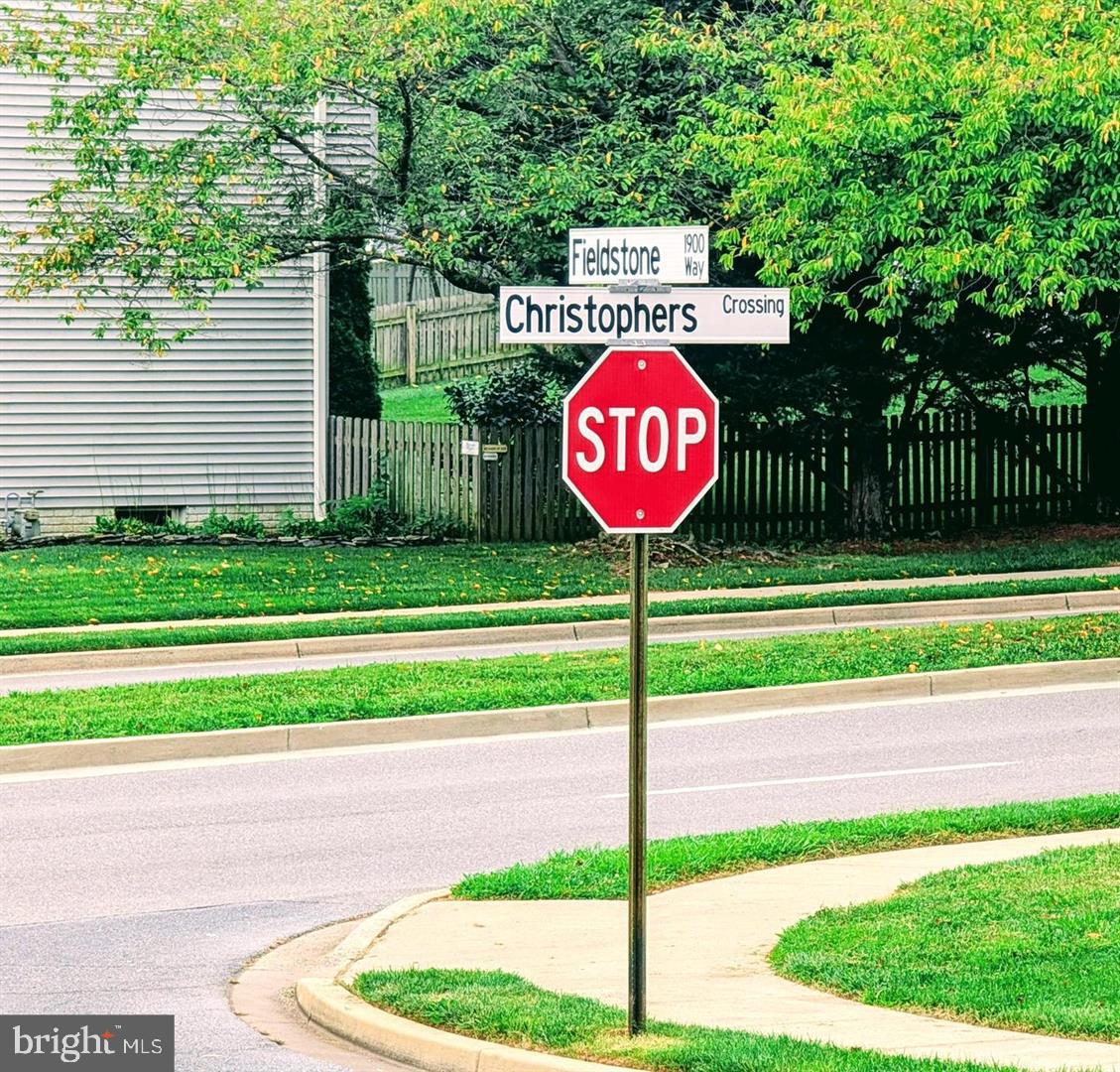 1904 Fieldstone Way Property Photo 31