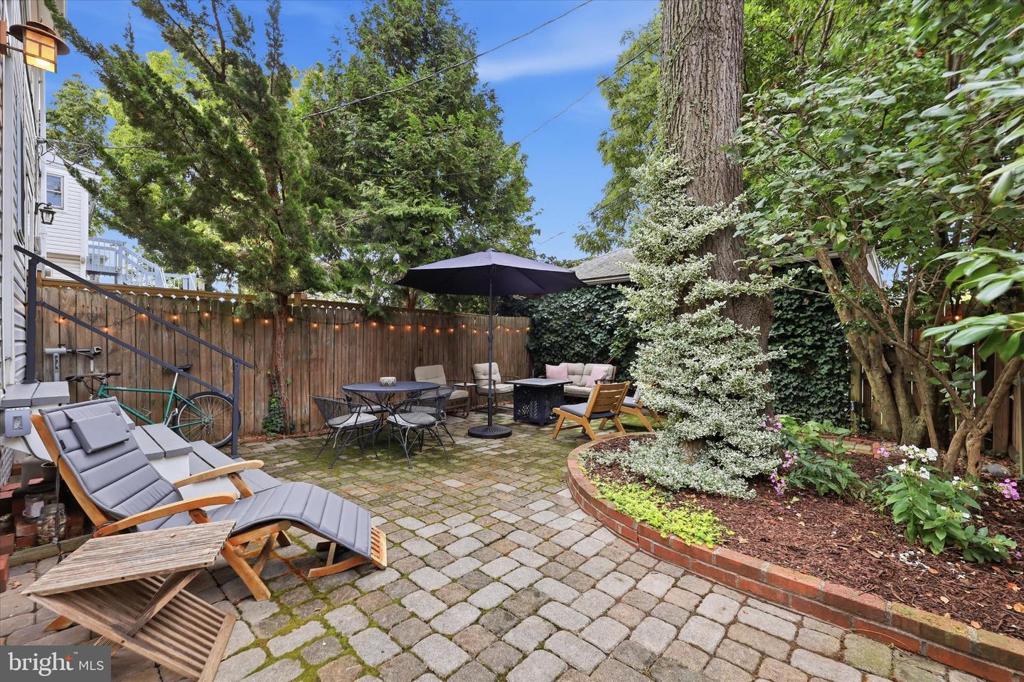 512 Elm St Property Photo 56