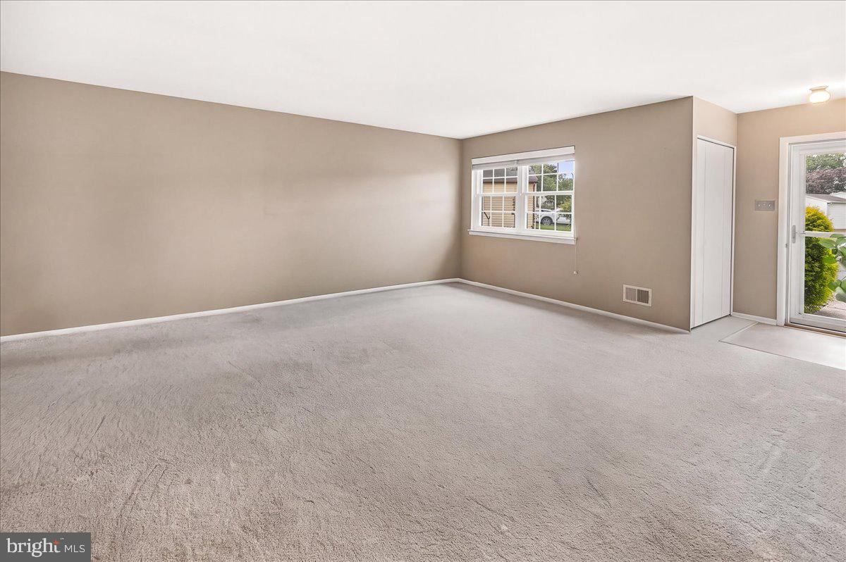 6879 Snowberry Ct Property Photo 21
