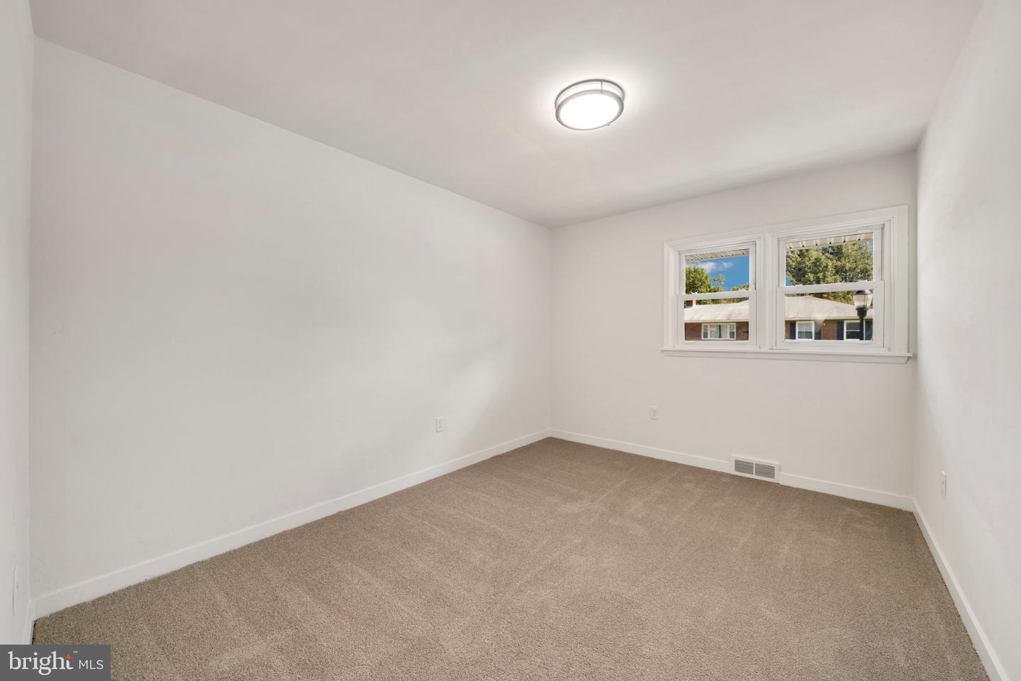 615 Taney Ave Property Photo 18