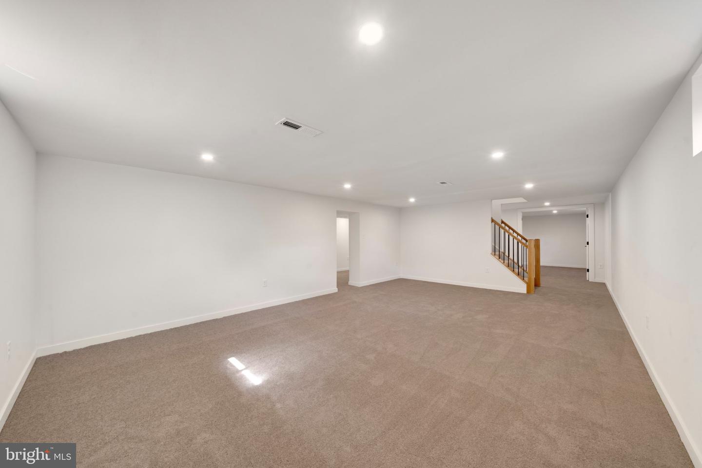 615 Taney Ave Property Photo 24