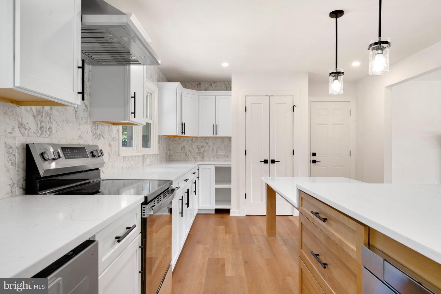 615 Taney Ave Property Photo 34