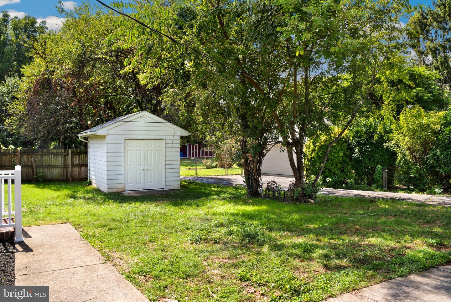 615 Taney Ave Property Photo 38