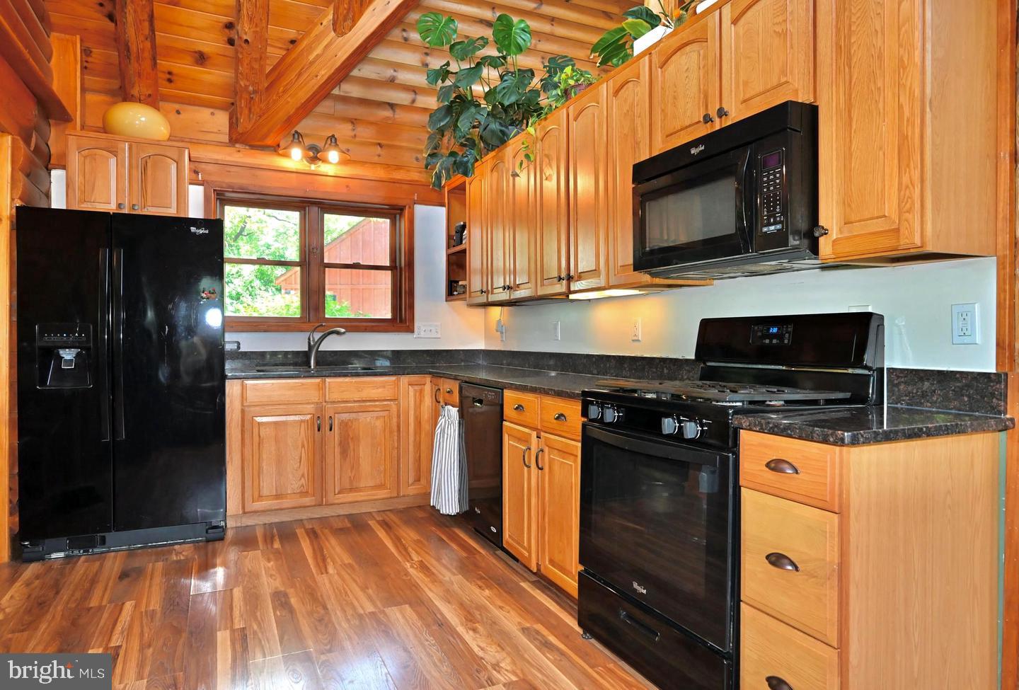 8051 Old Receiver Rd Property Photo 15