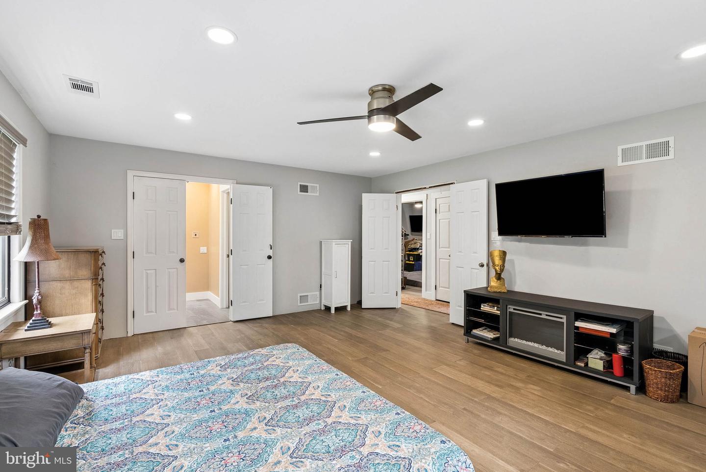 5597 Jollie Property Photo 12