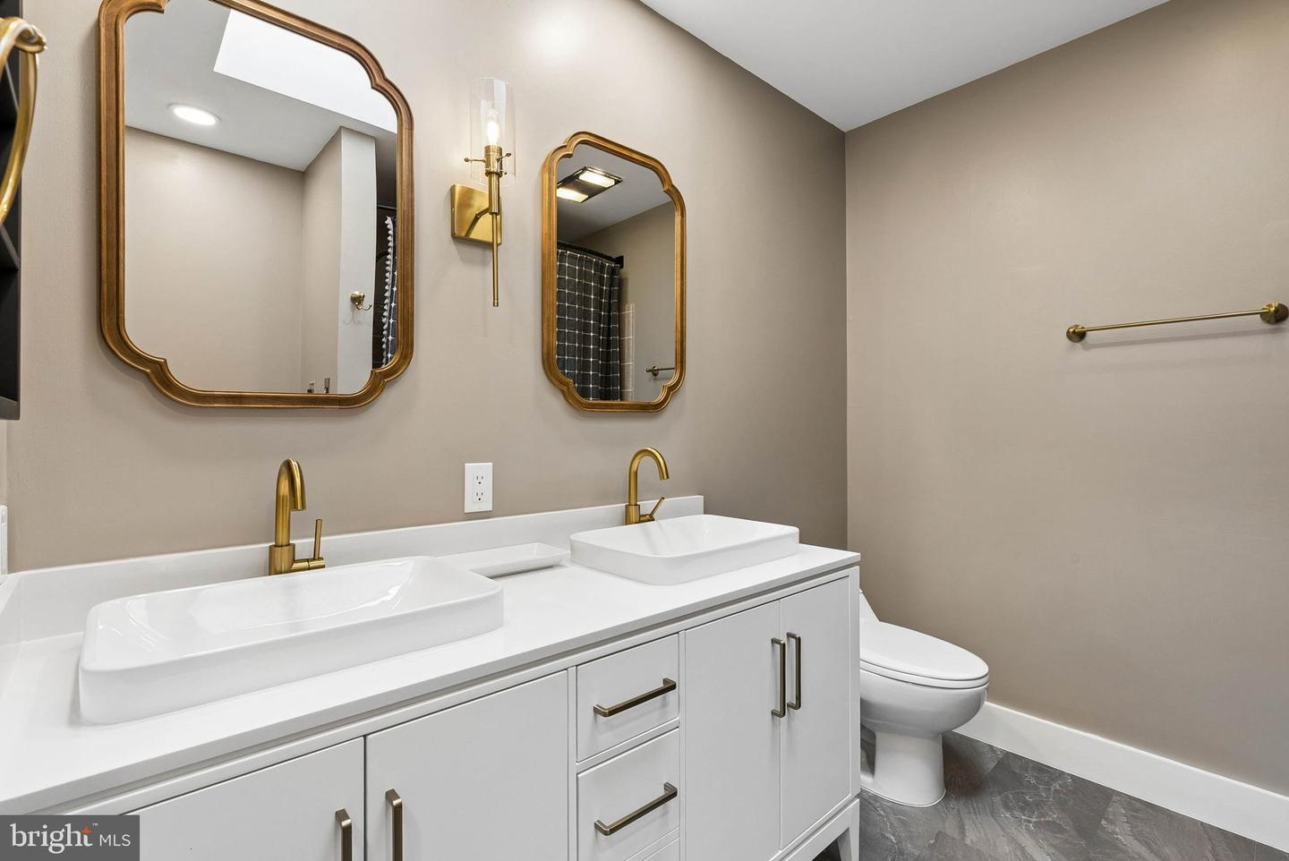 5597 Jollie Property Photo 14