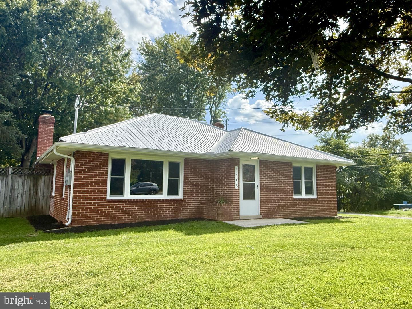 4015-A JEFFERSON PIKE