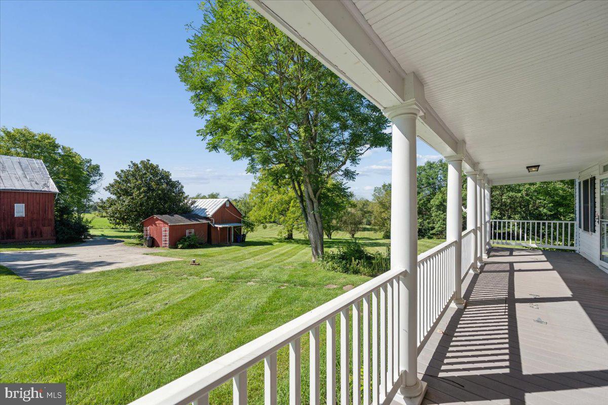 10927 Sixes Rd Property Photo 12
