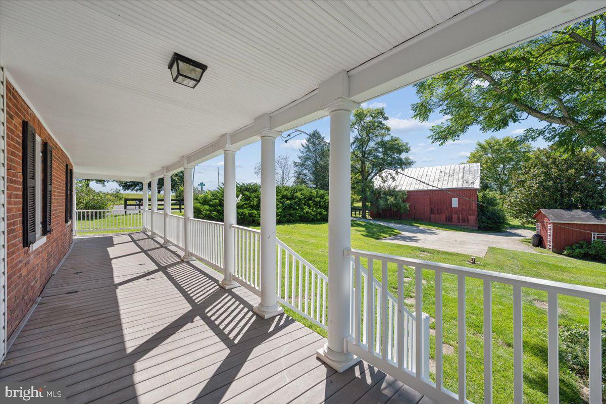 10927 Sixes Rd Property Photo 26