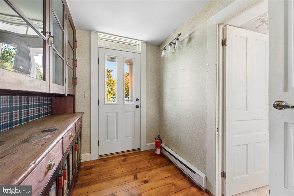 10927 Sixes Rd Property Photo 52