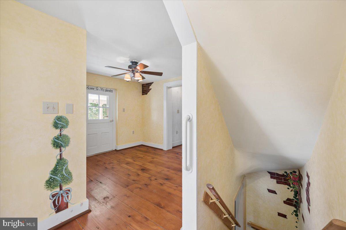 10927 Sixes Rd Property Photo 60