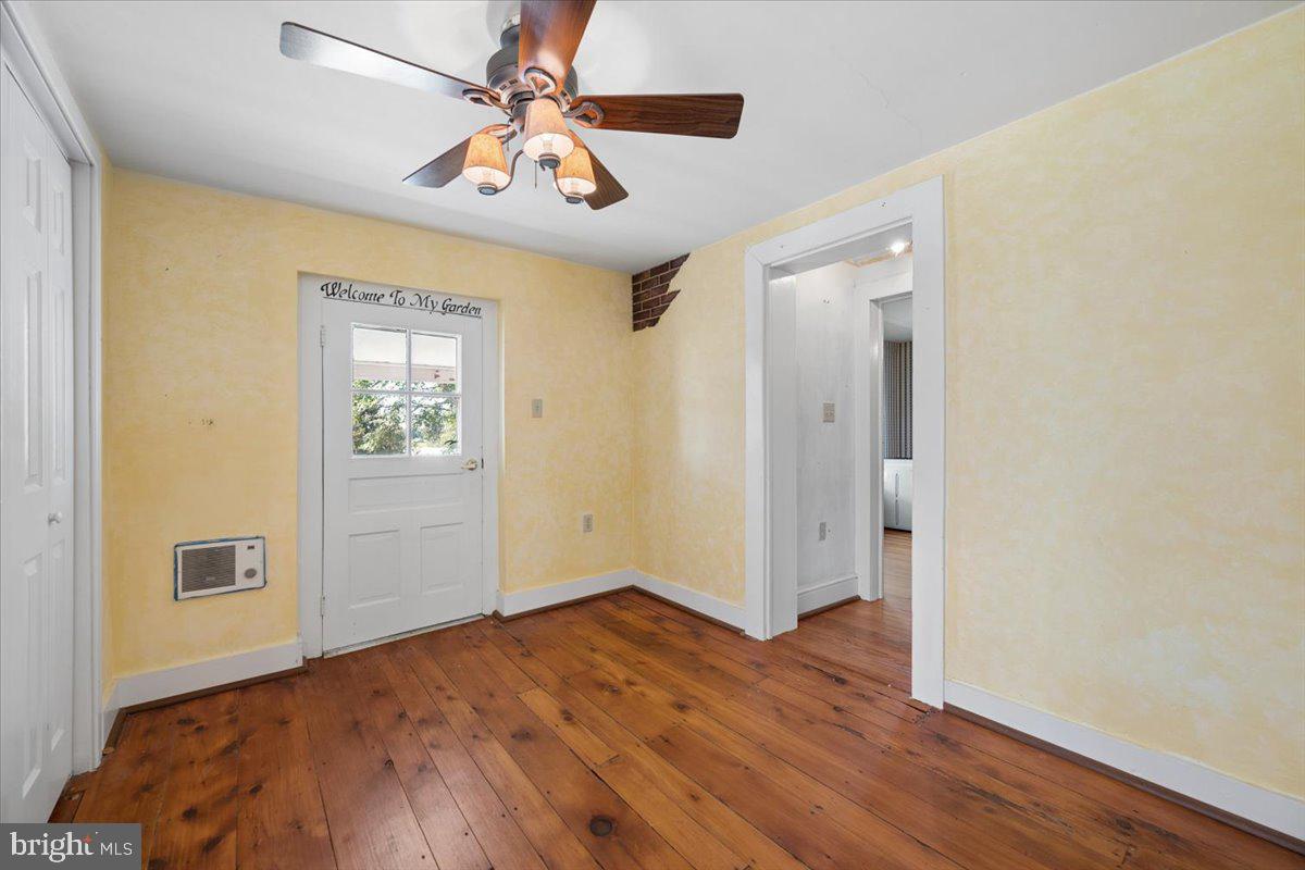 10927 Sixes Rd Property Photo 61