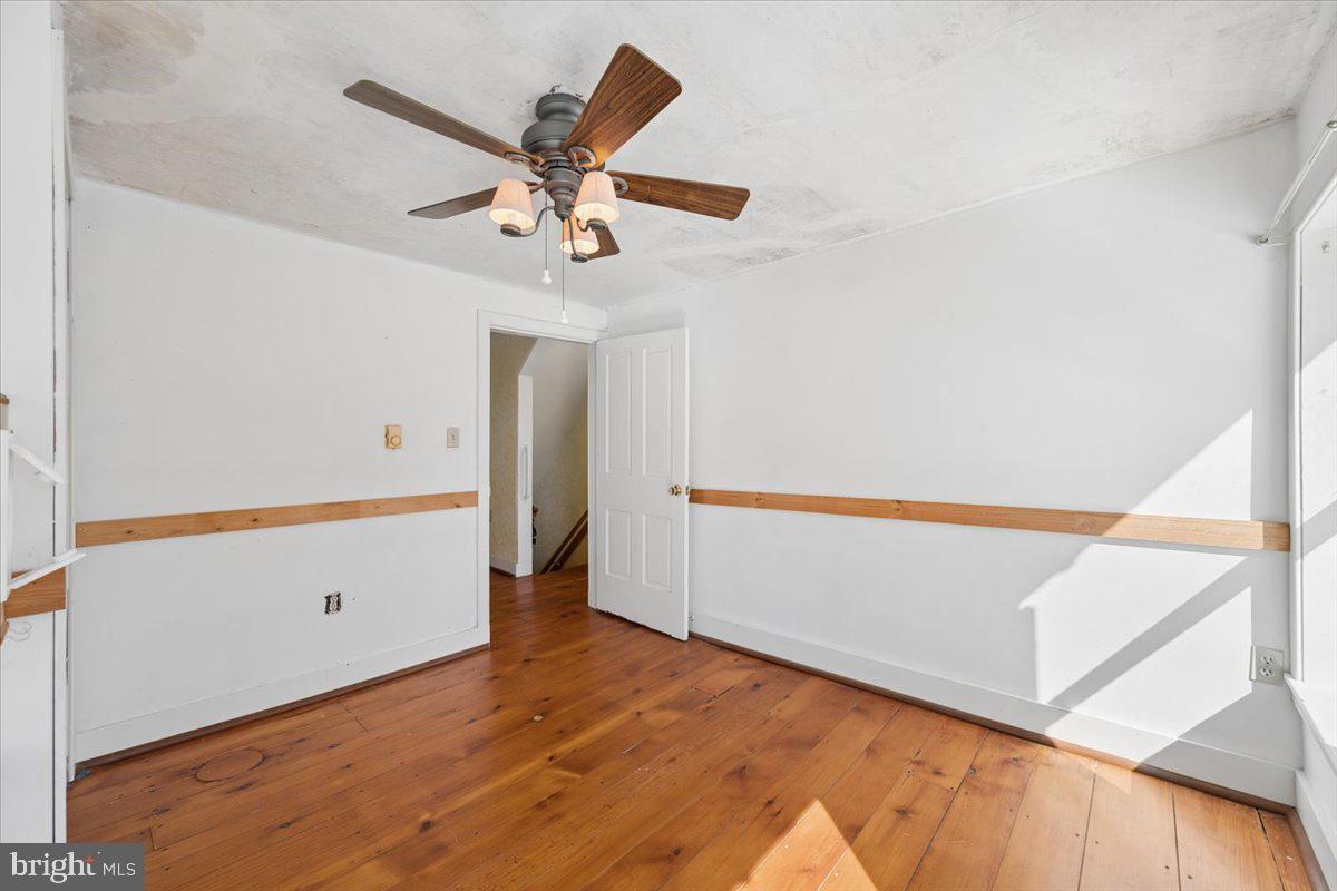 10927 Sixes Rd Property Photo 79