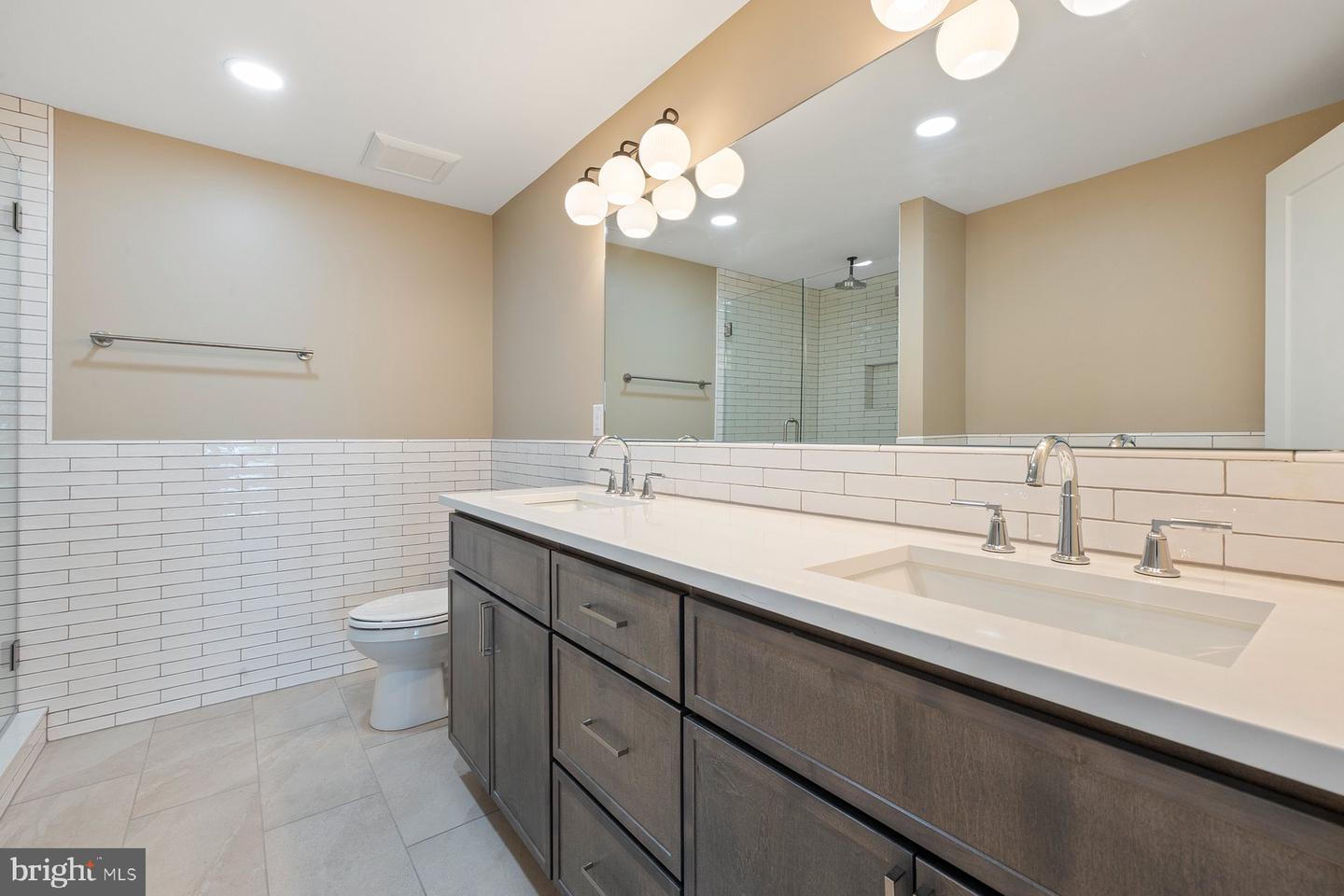 13132 Manor Dr Property Photo 15