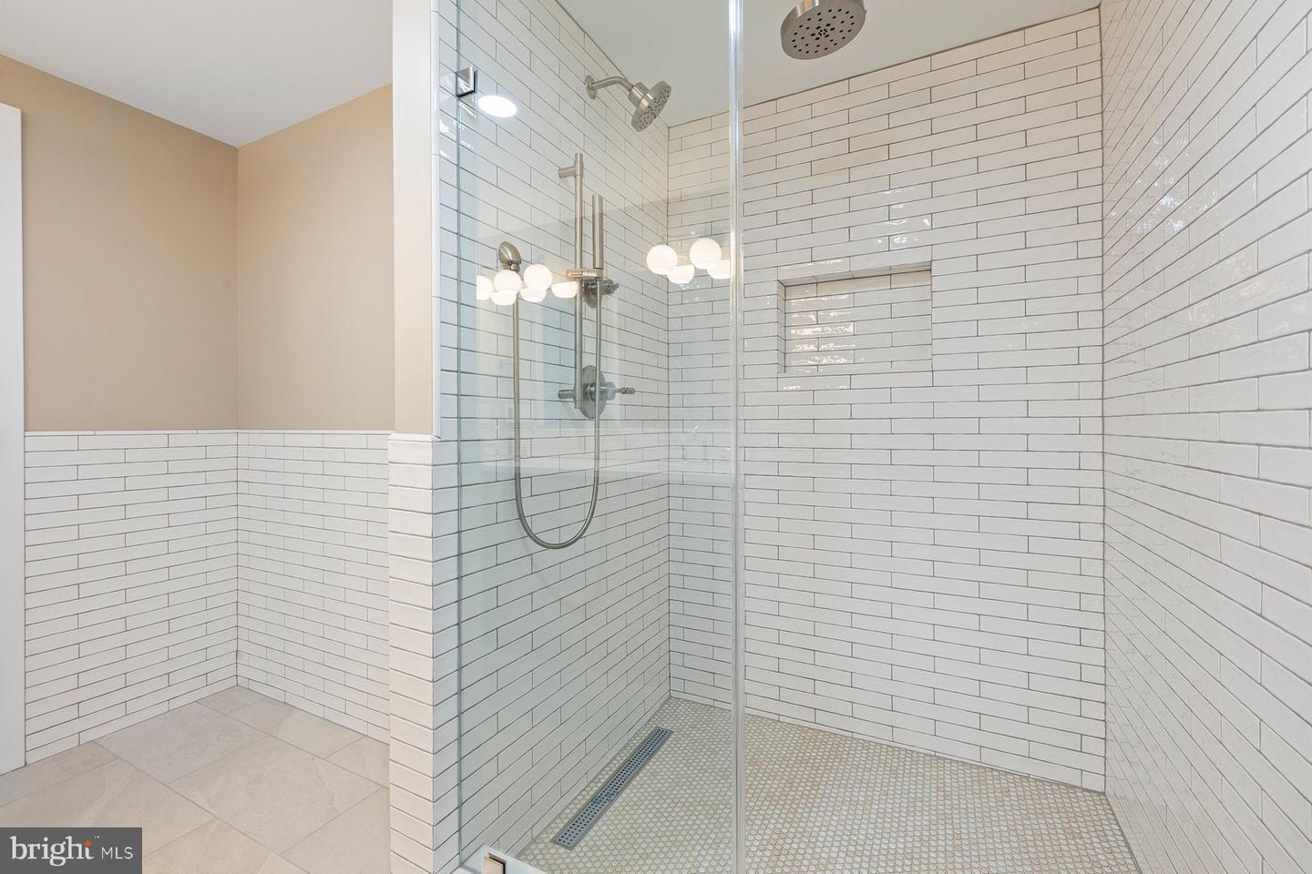 13132 Manor Dr Property Photo 16