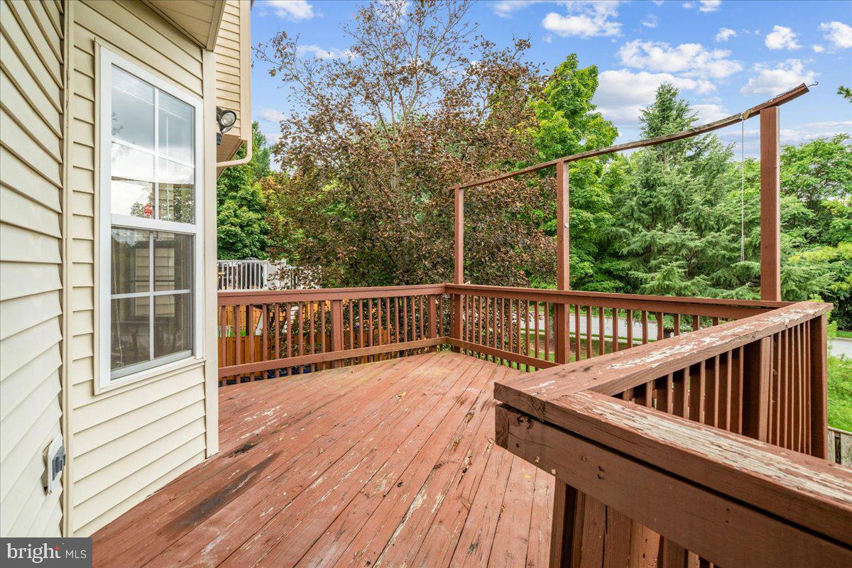 6104 Pine Ridge Ter Property Photo 31