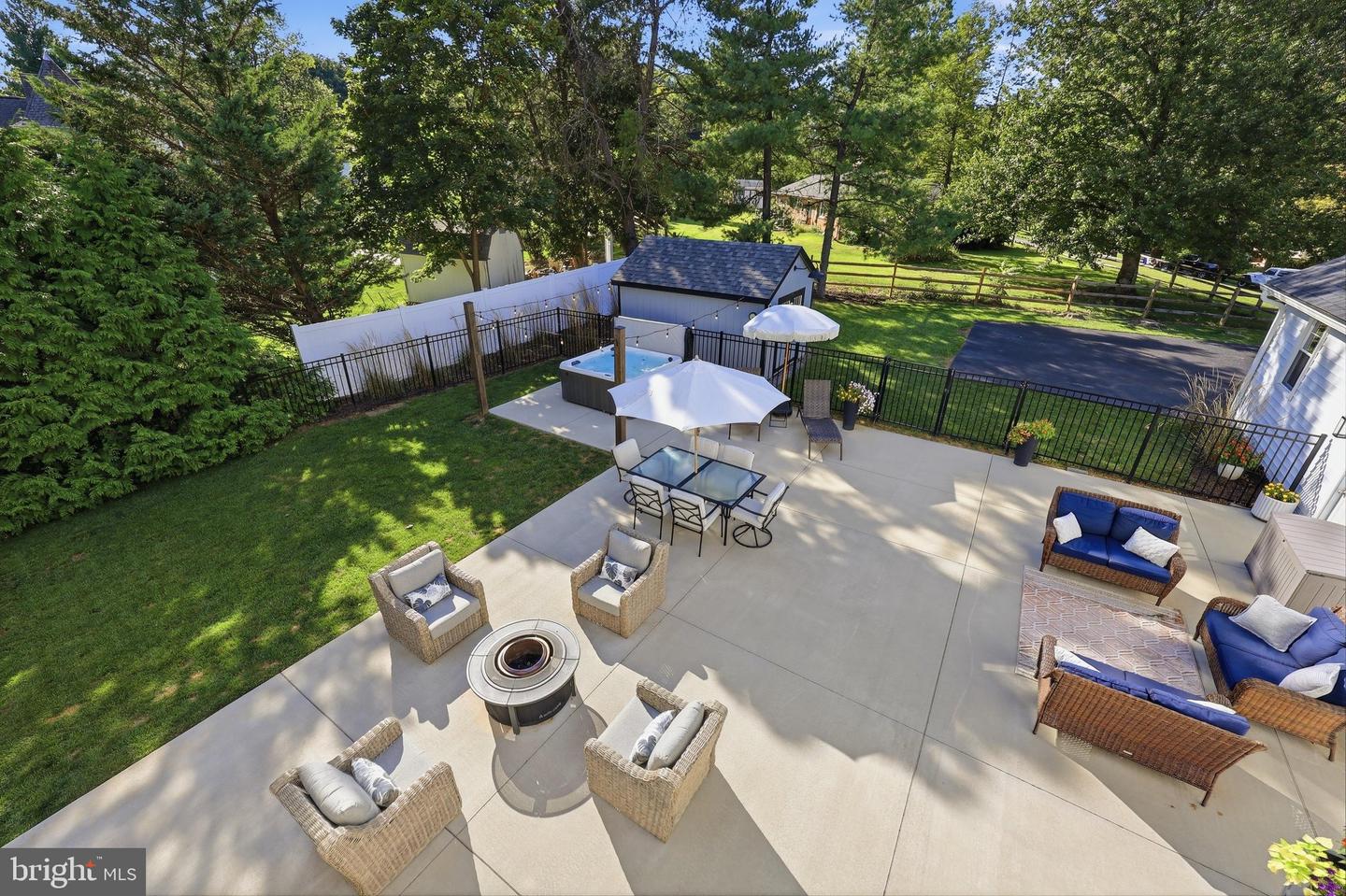 4609 Skyline Ter Property Photo 32