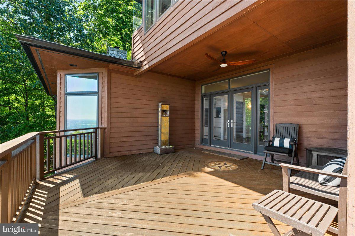 5506 Bootjack Dr Property Photo 33