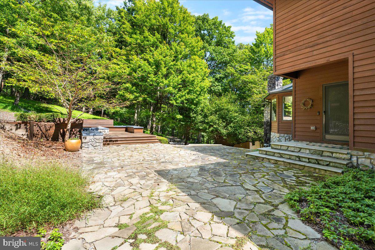 5506 Bootjack Dr Property Photo 73
