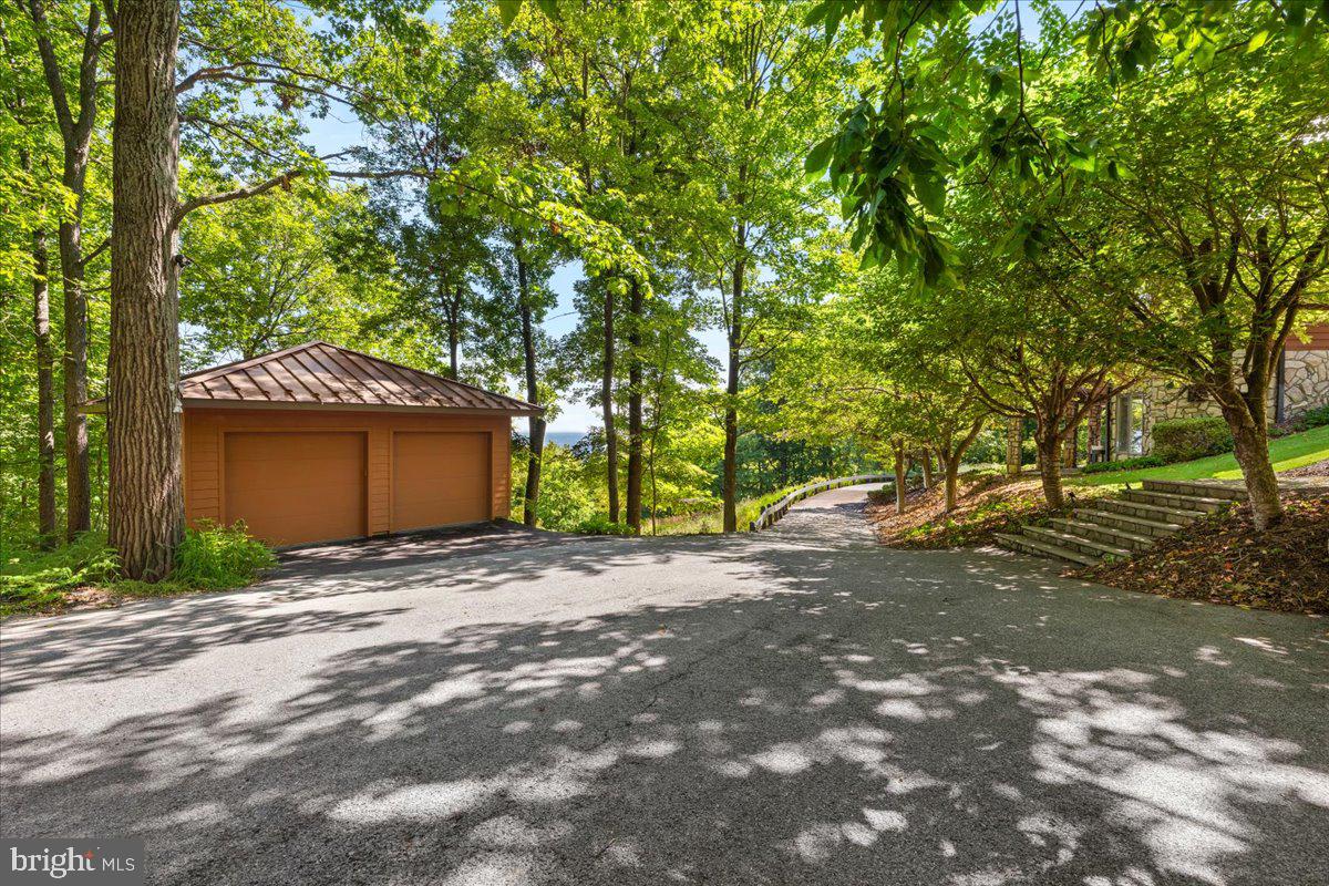 5506 Bootjack Dr Property Photo 82