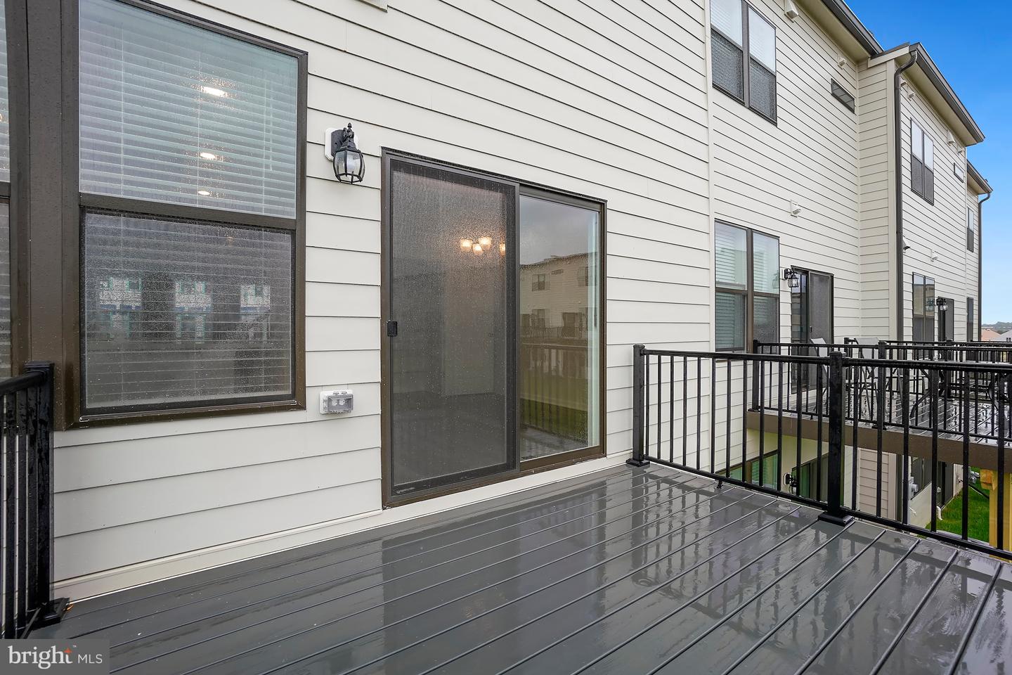 857 Amity St Property Photo 53
