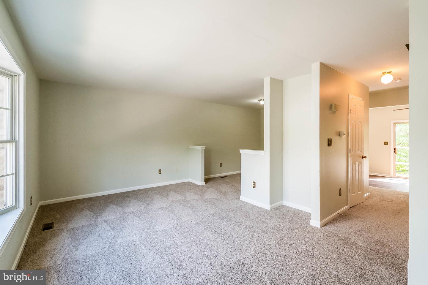 5707 Chase Ct Property Photo 7