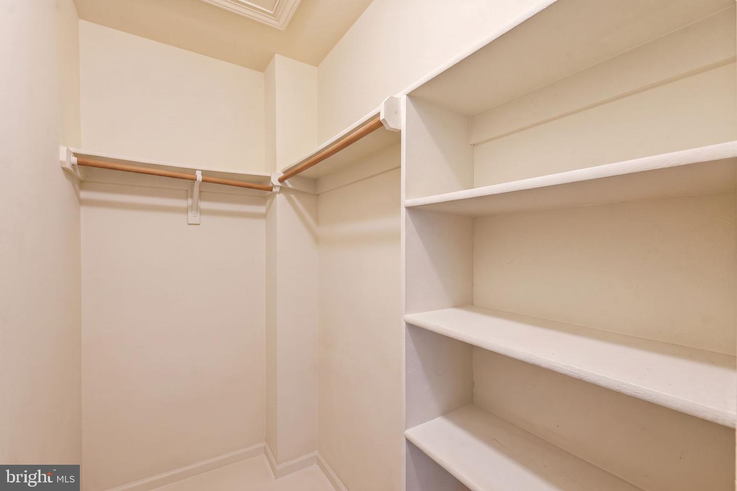 5204 Bamburg Ct Property Photo 25