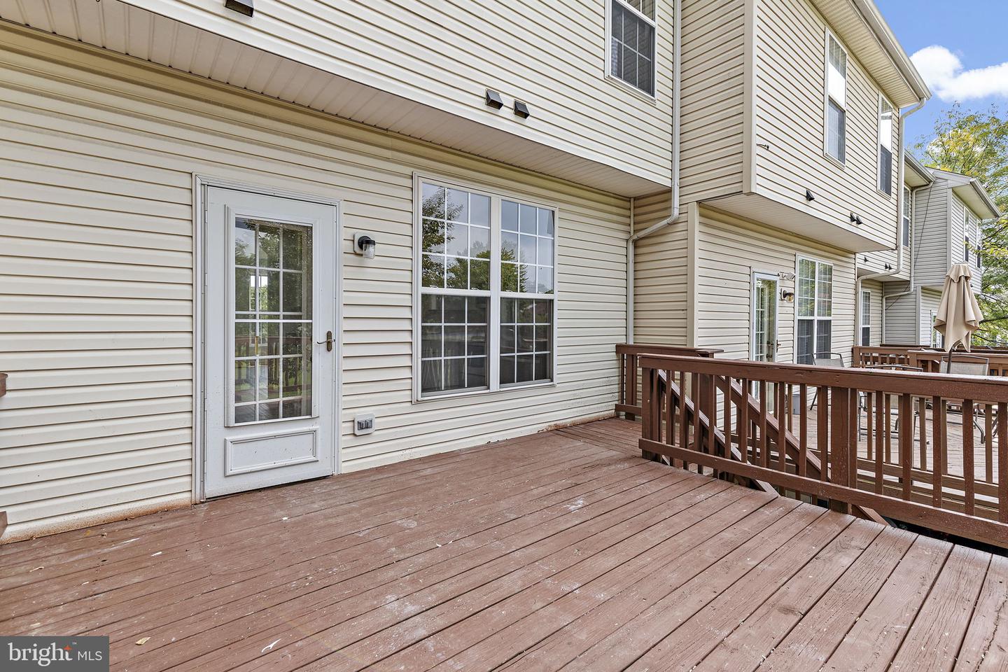 7108 Ladd Cir Property Photo 26