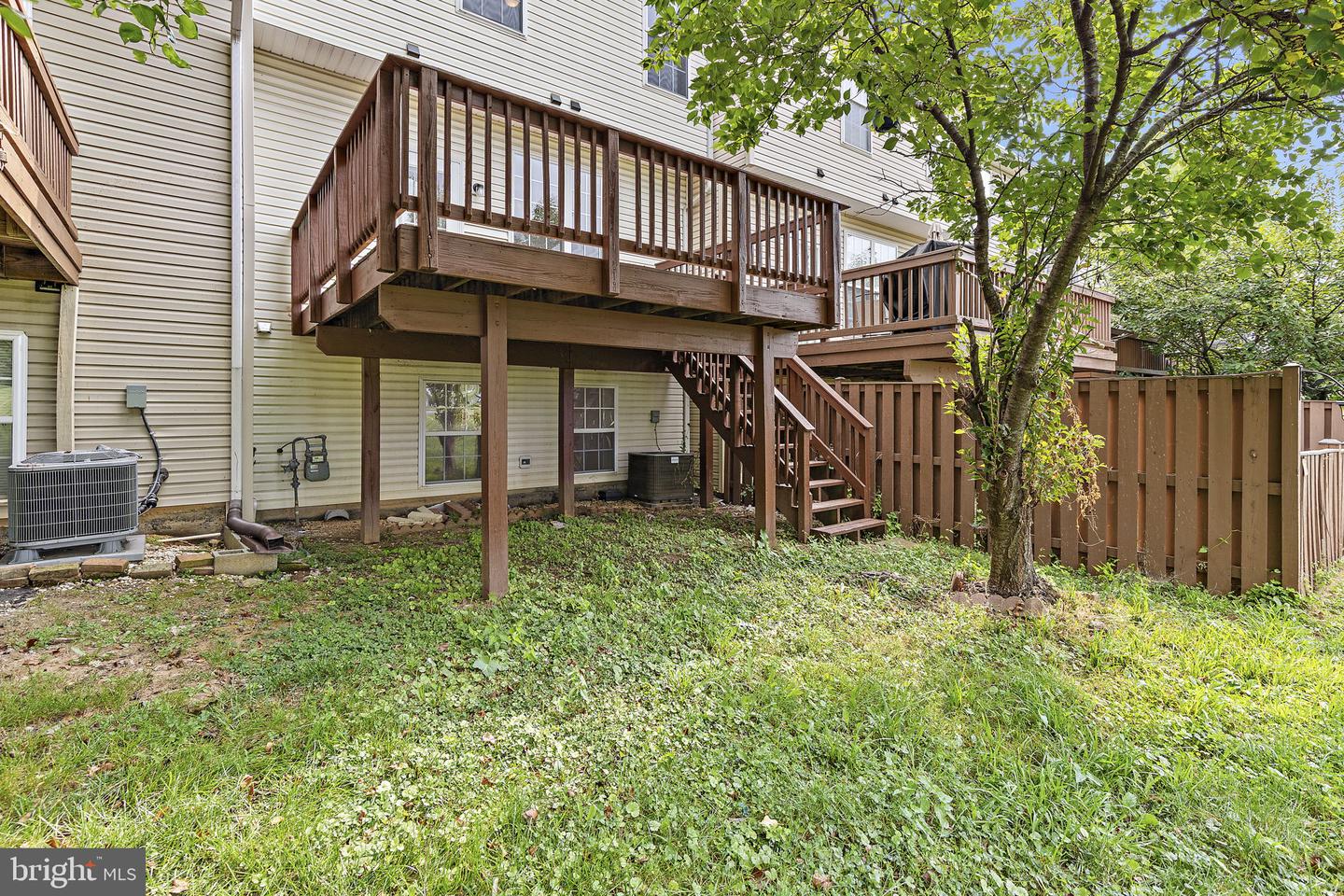 7108 Ladd Cir Property Photo 27