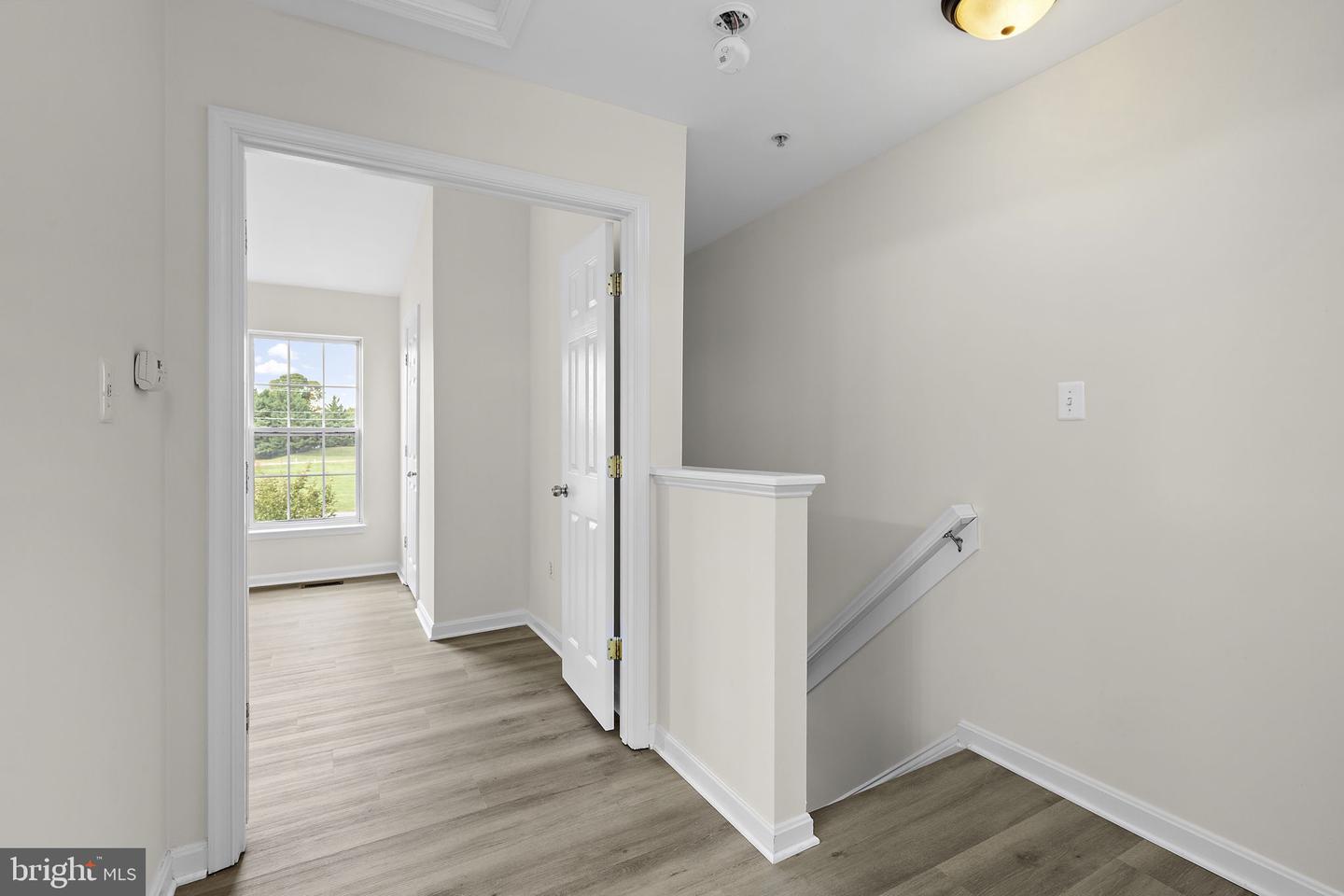 7108 Ladd Cir Property Photo 28