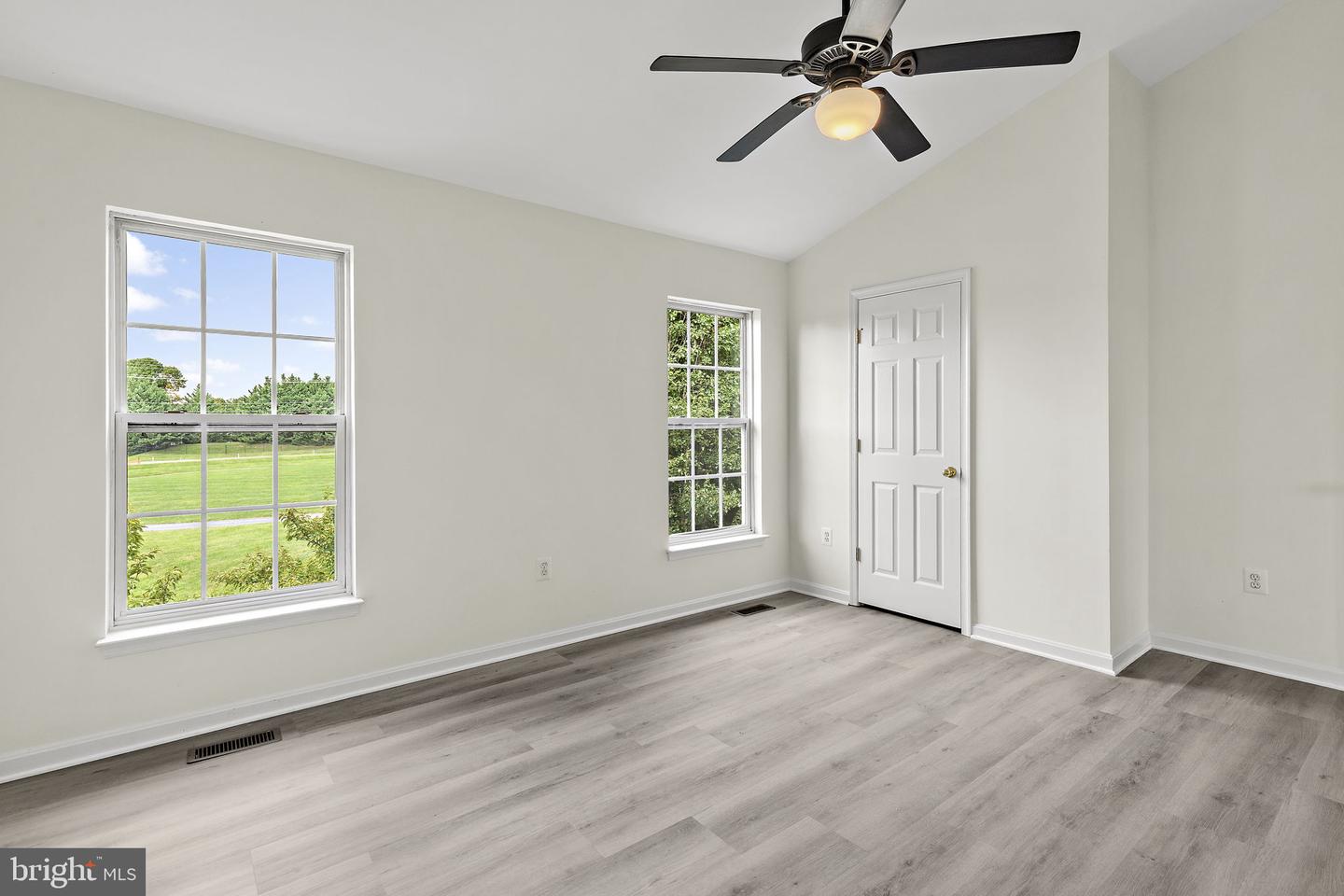 7108 Ladd Cir Property Photo 29