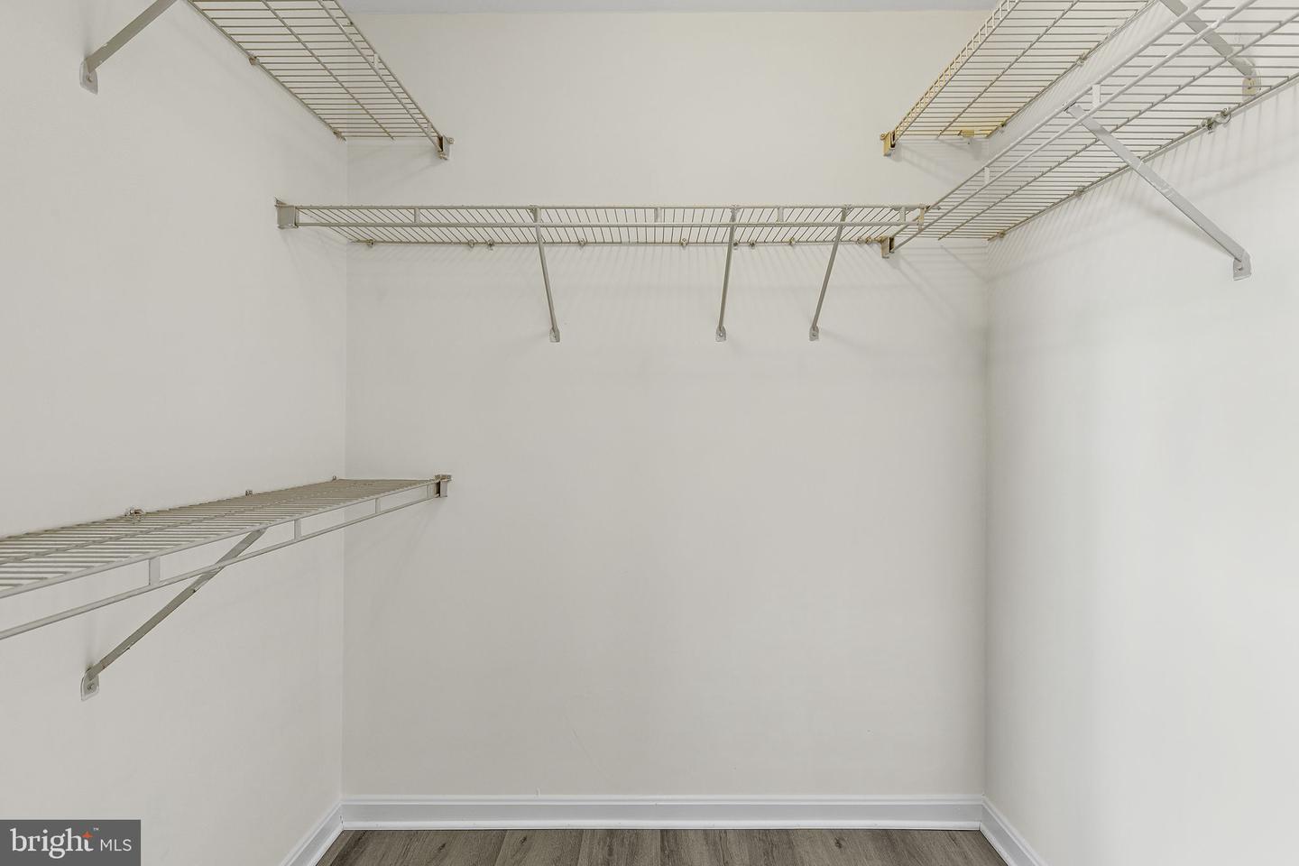 7108 Ladd Cir Property Photo 31