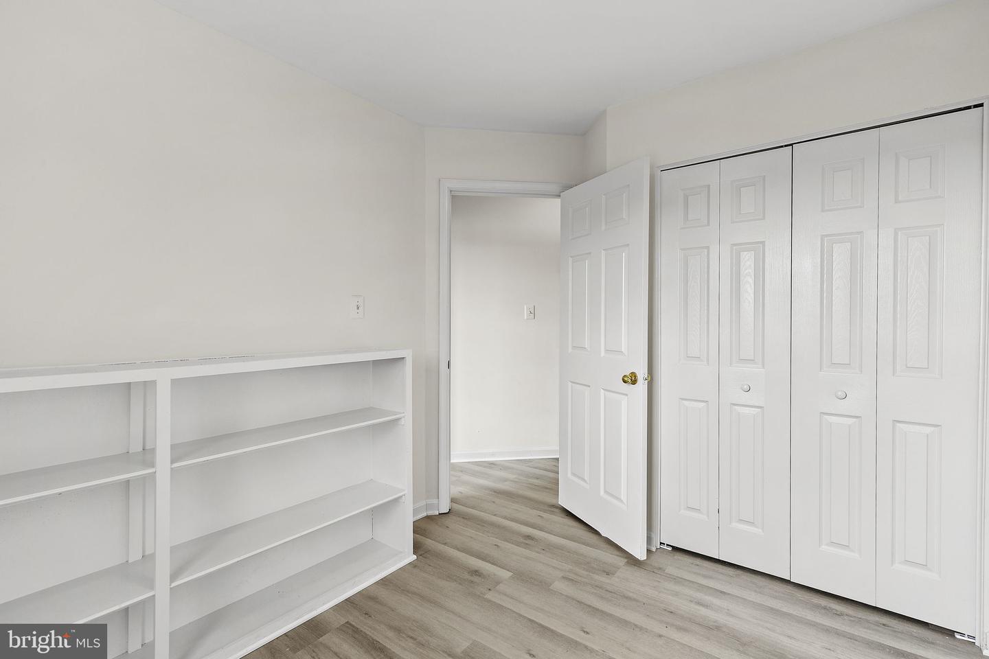 7108 Ladd Cir Property Photo 35