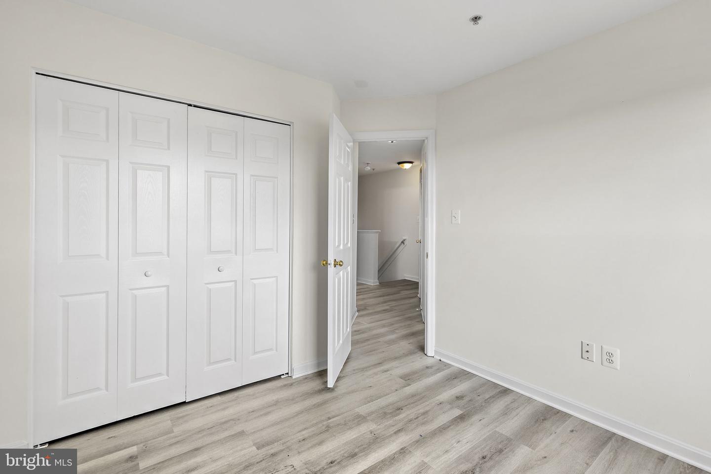 7108 Ladd Cir Property Photo 37