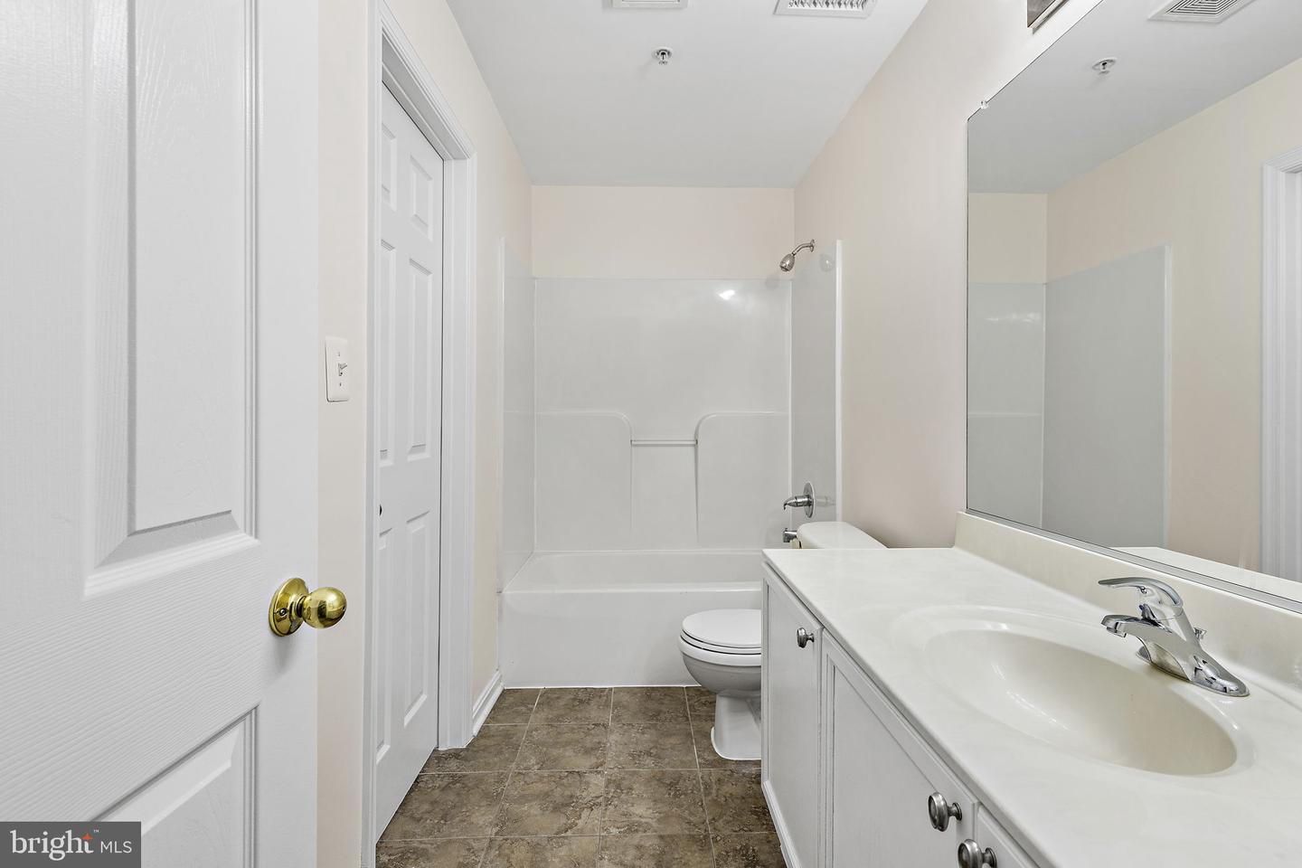 7108 Ladd Cir Property Photo 41