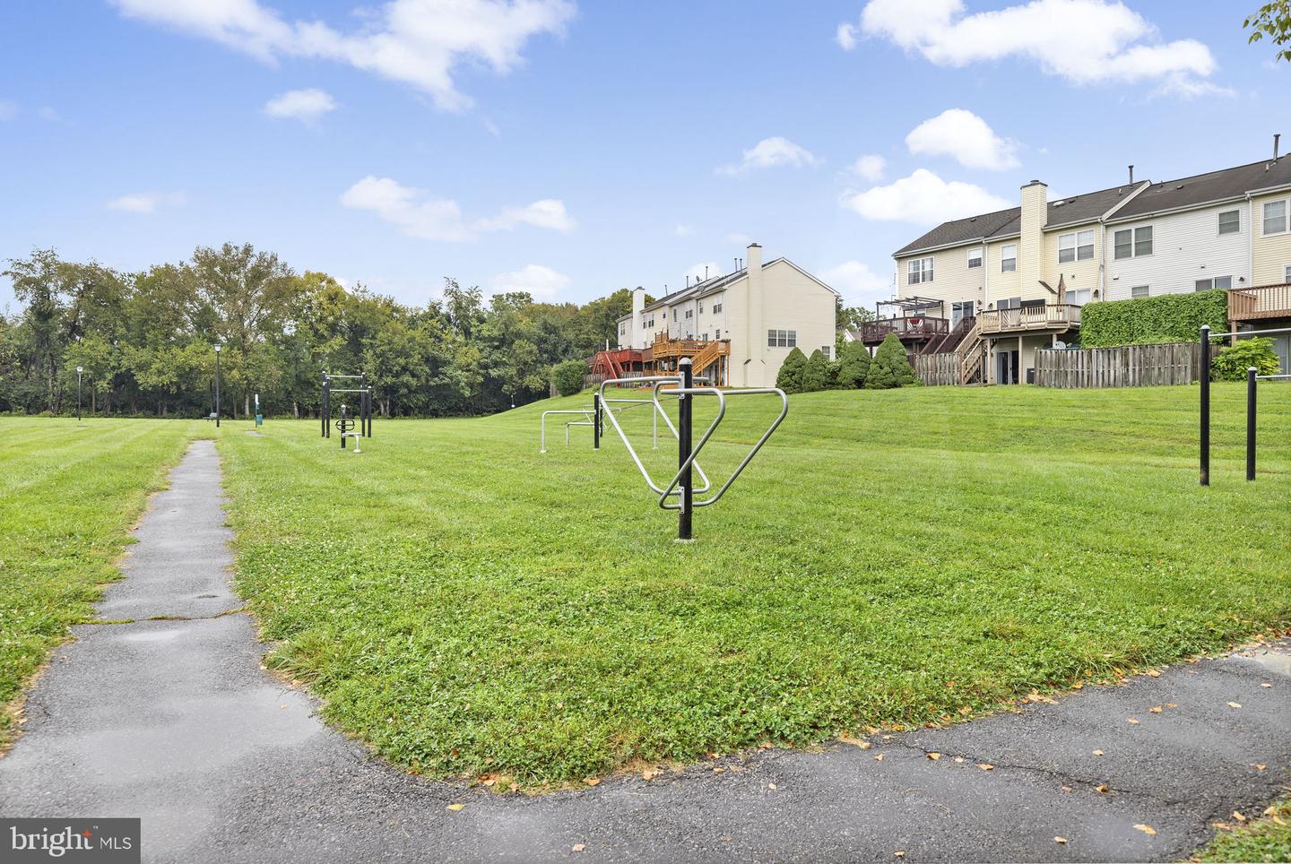7108 Ladd Cir Property Photo 52