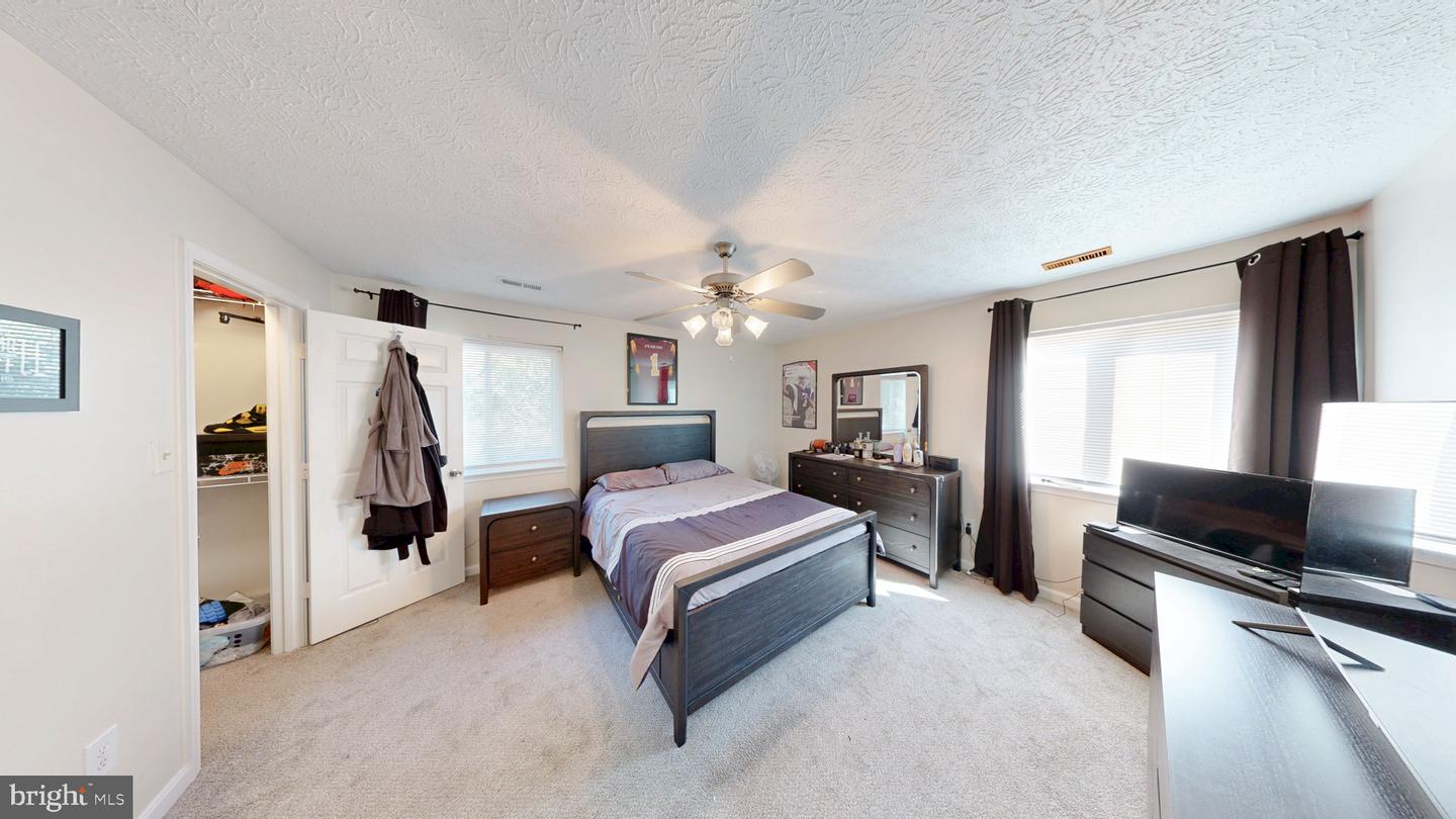 2106 Whitehall Rd #1b Property Photo 13