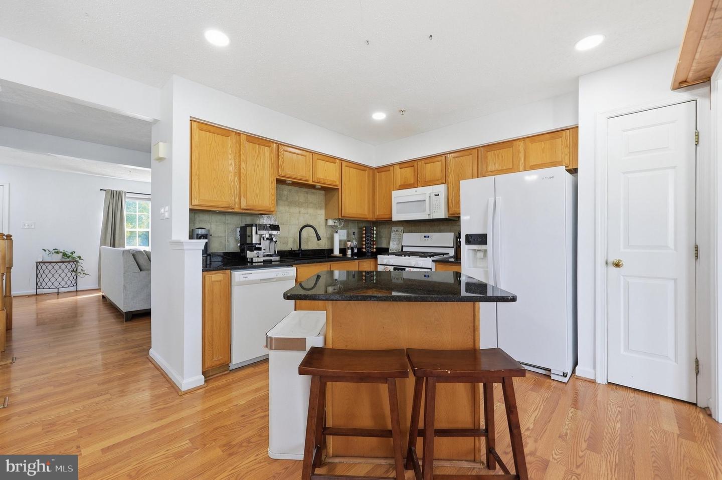 6510 Ellington Way Property Photo 14