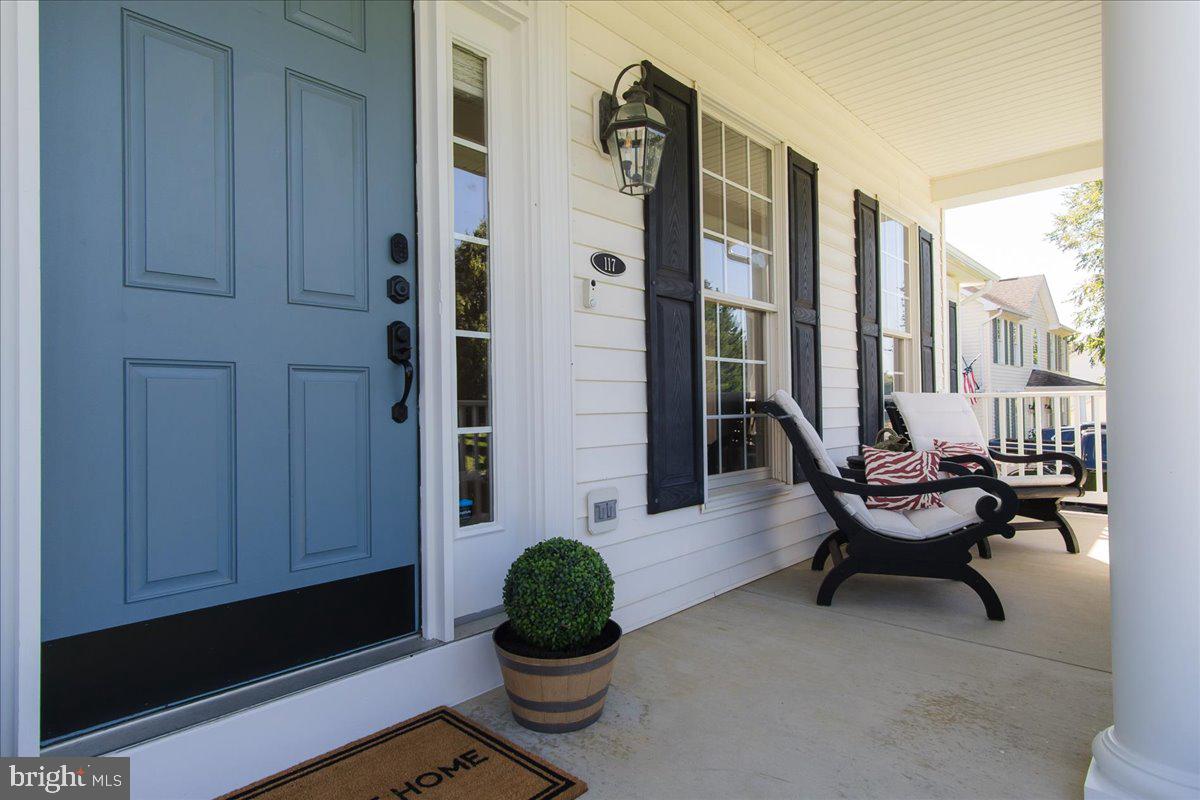 117 Mina Dr Property Photo 2