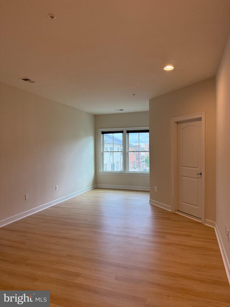 3579 Sprigg St S Property Photo 2